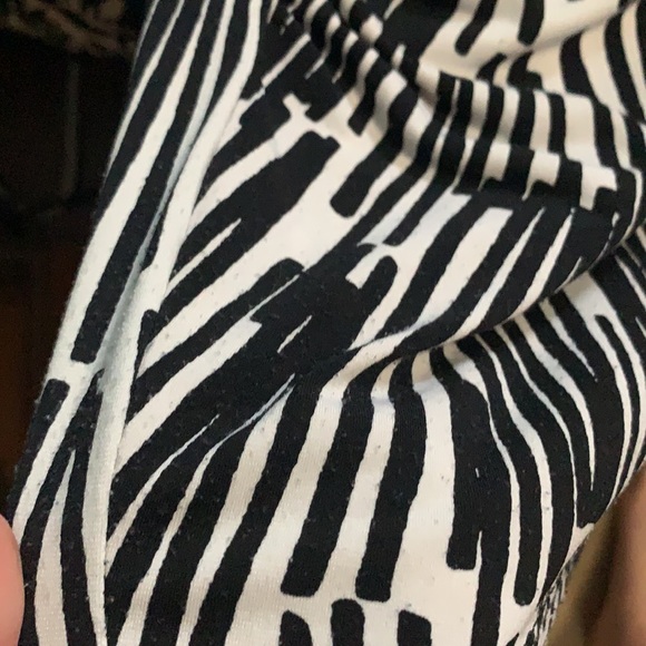 NY&Co shirt🖇️ - Picture 3 of 3